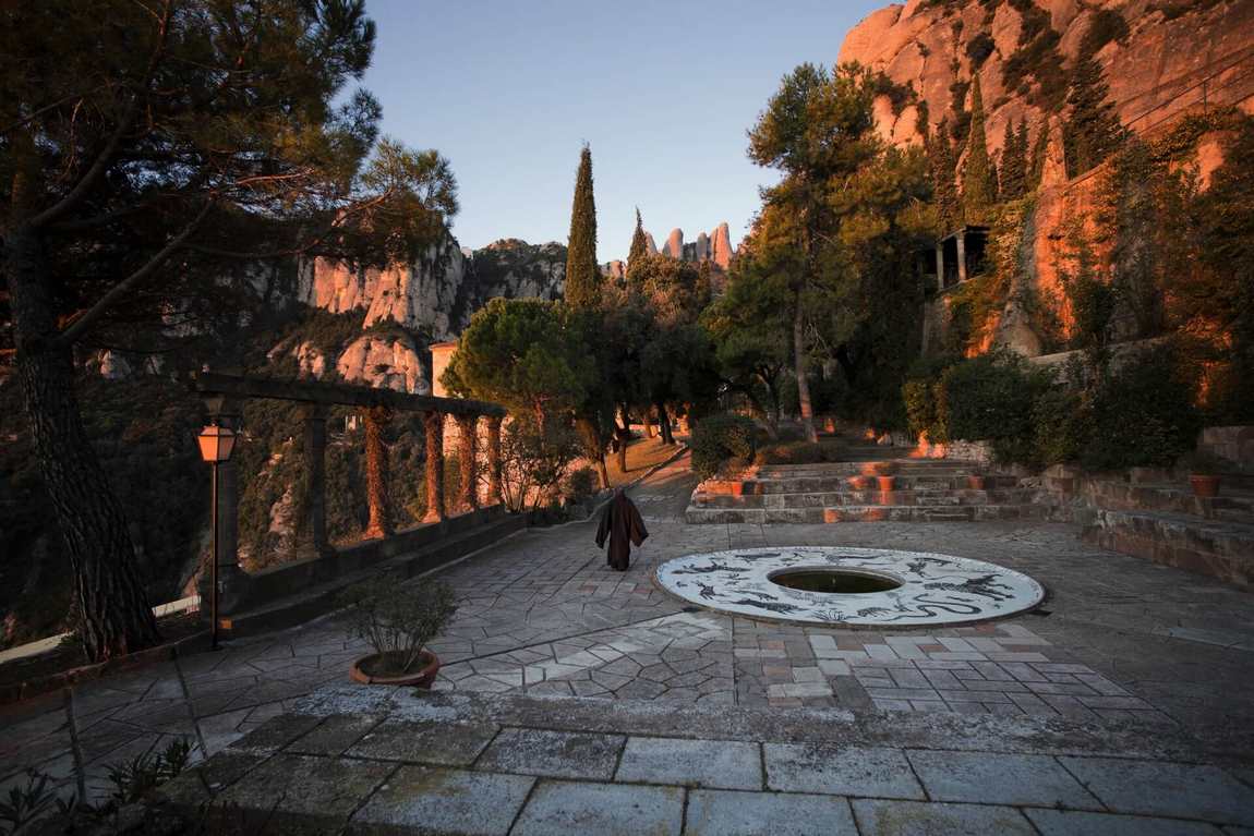 montserrat monastery photo 2