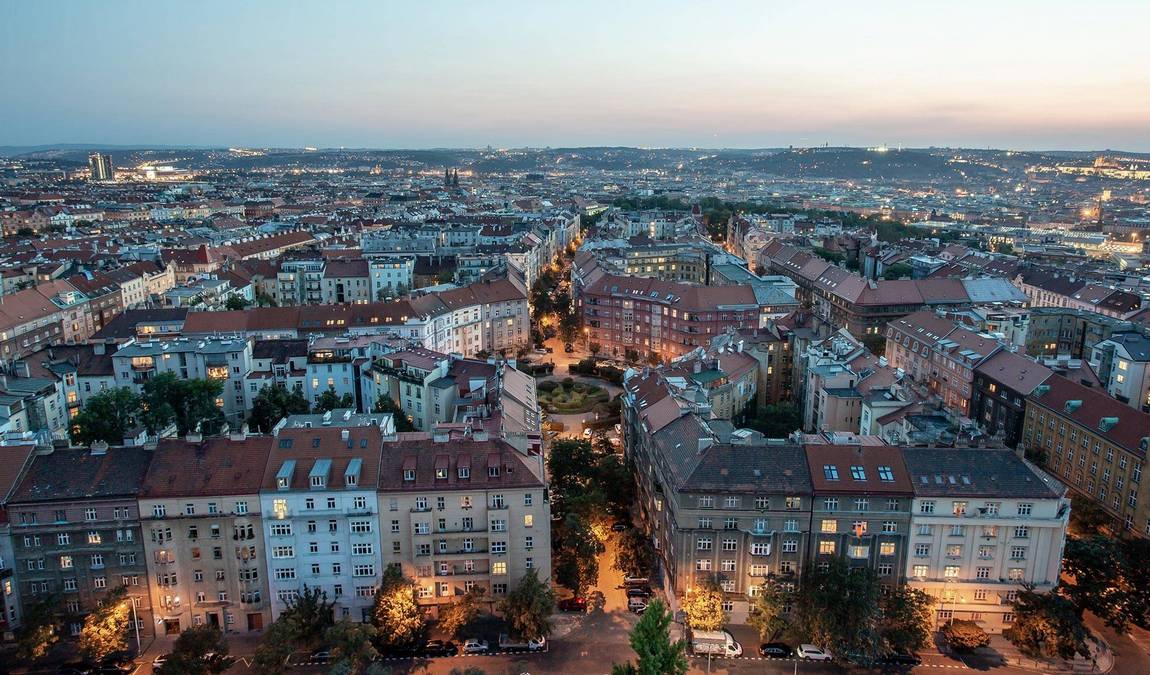 prague tv tower - zizkov television tower photo 8