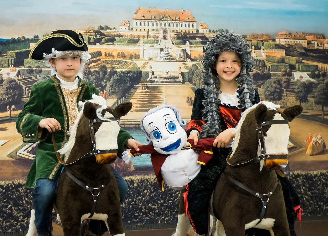 schönbrunn palace photo 3