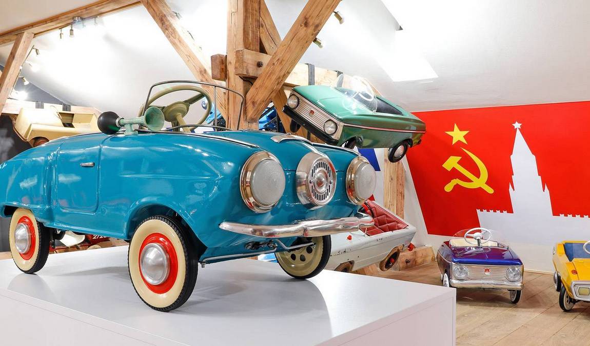 pedal planet photo 2