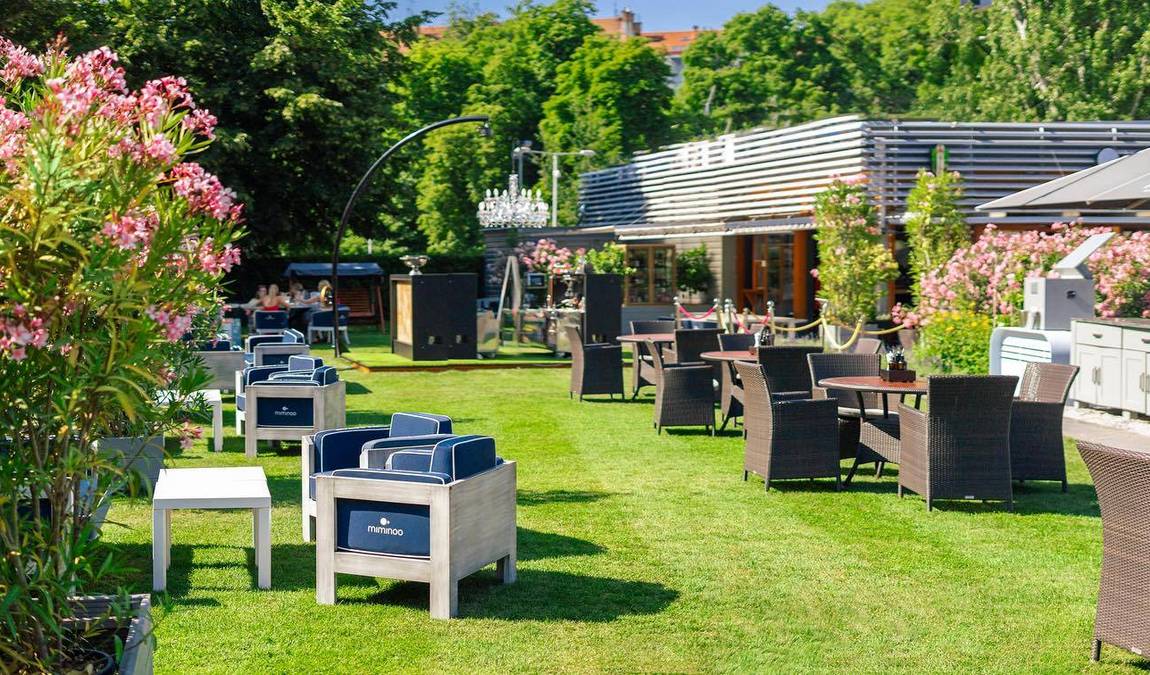 prague tv tower - zizkov television tower photo 6