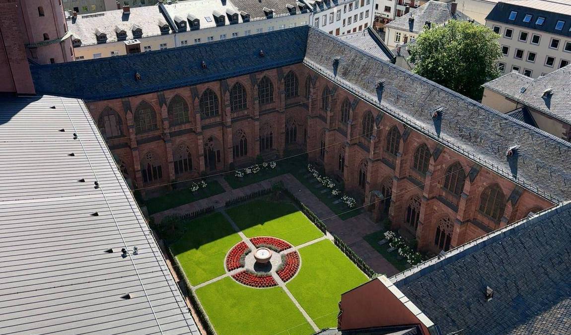 mainz cathedral photo 1