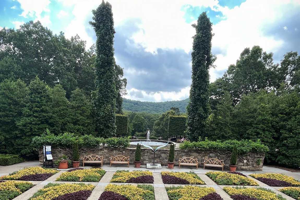 unc charlotte botanical gardens photo 2