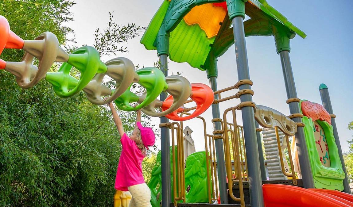 dinopark liberec plaza photo 3