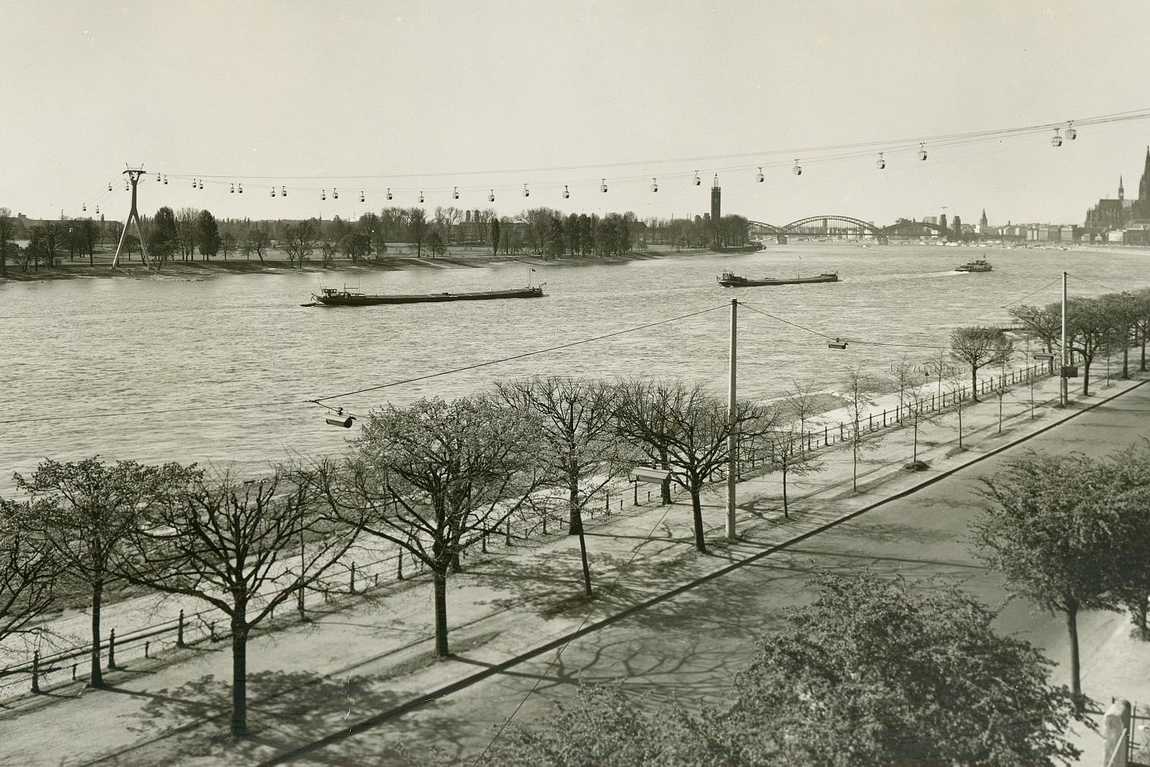 cologne cable car photo 3