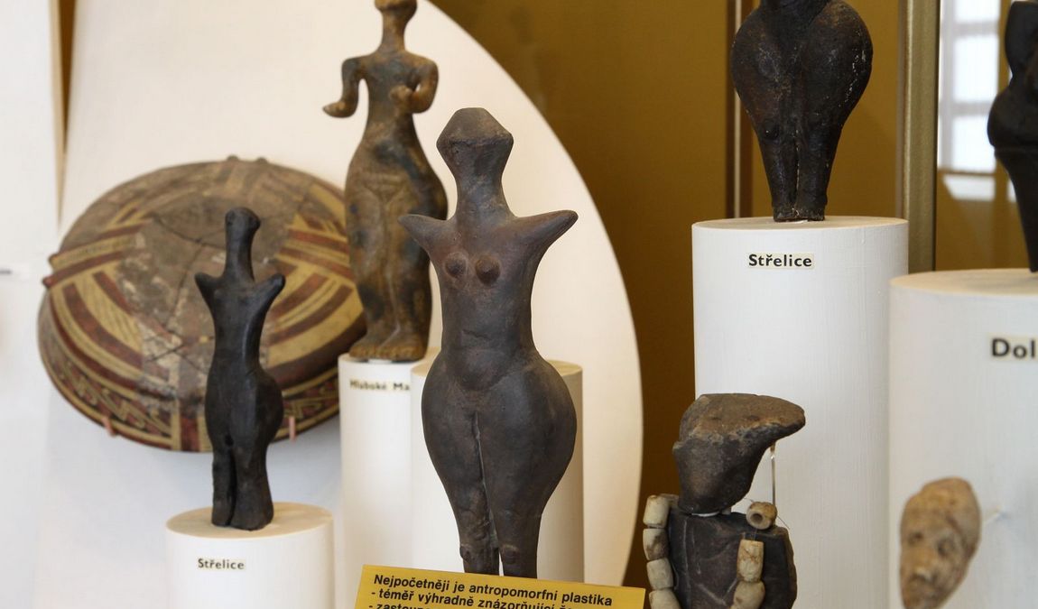 dietrichstein palace photo 9