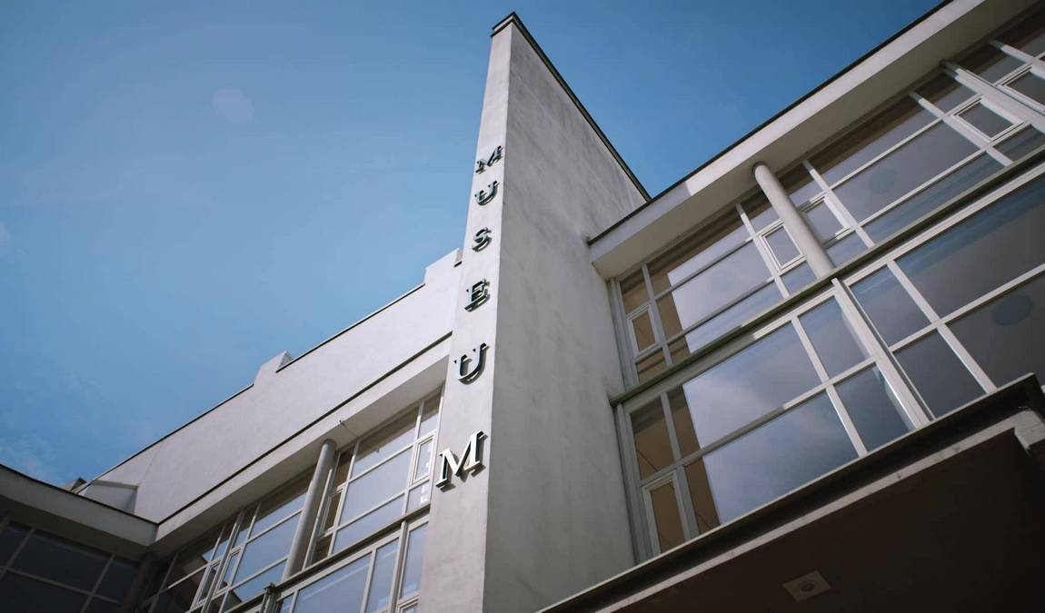 furniture museum (meisterwerke des möbeldesigns-möbelmuseum) photo 2