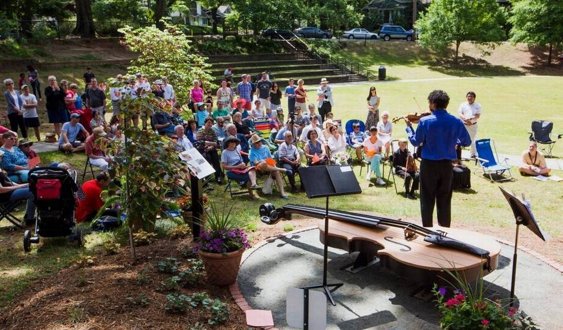 oval drive park photo 2