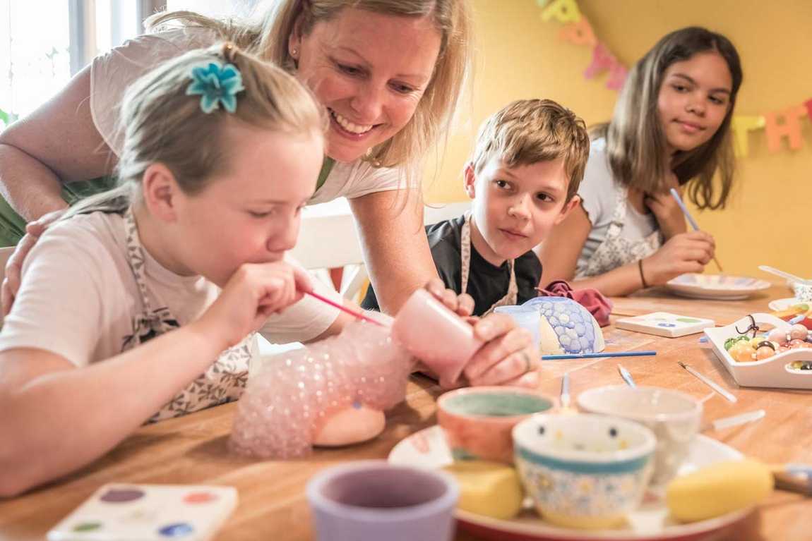 ceramics studio paint your style photo 3