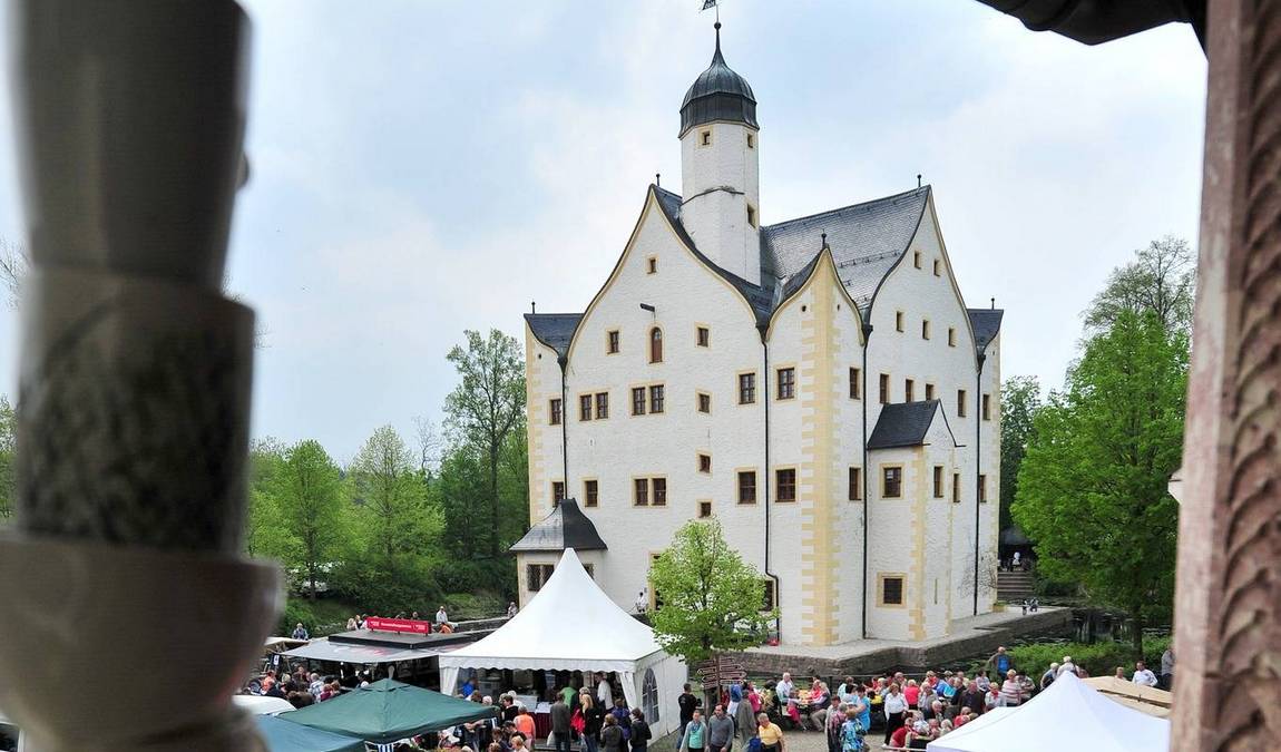 water castle klaffenbach photo 3