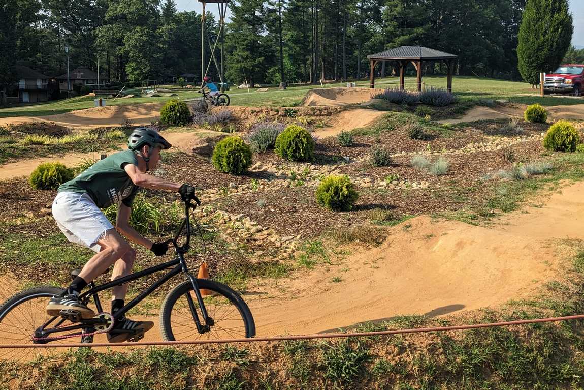 asheville treetops adventure park photo 3