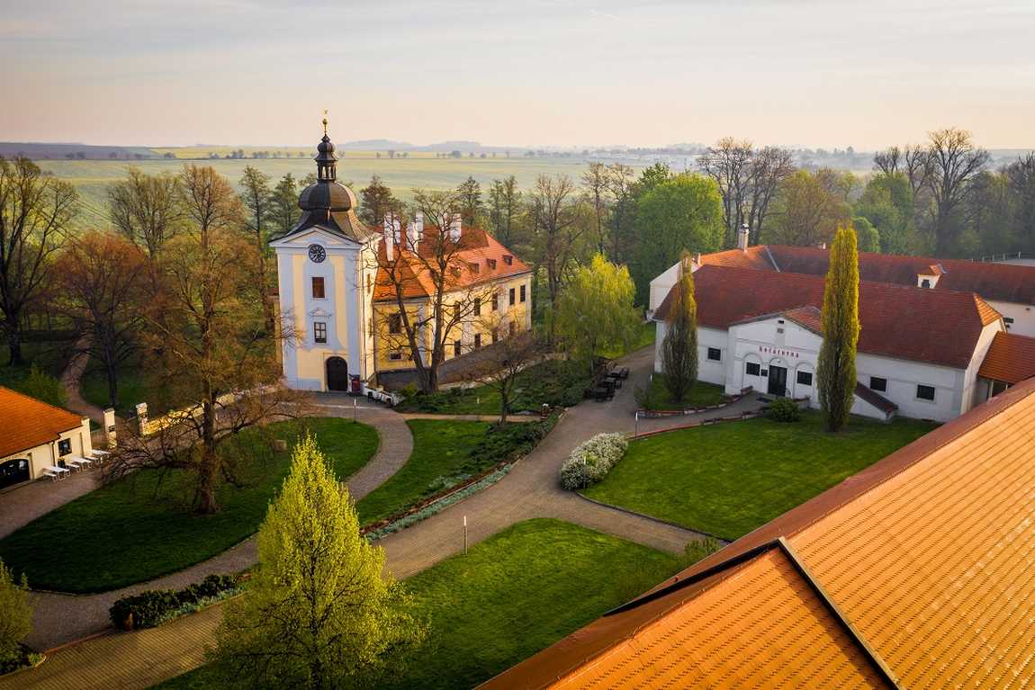 ctěnice castle photo 5