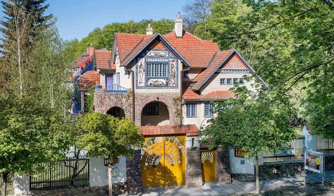 moravian gallery photo 10