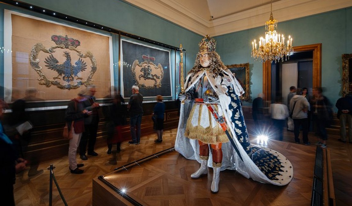 dresden castle photo 2