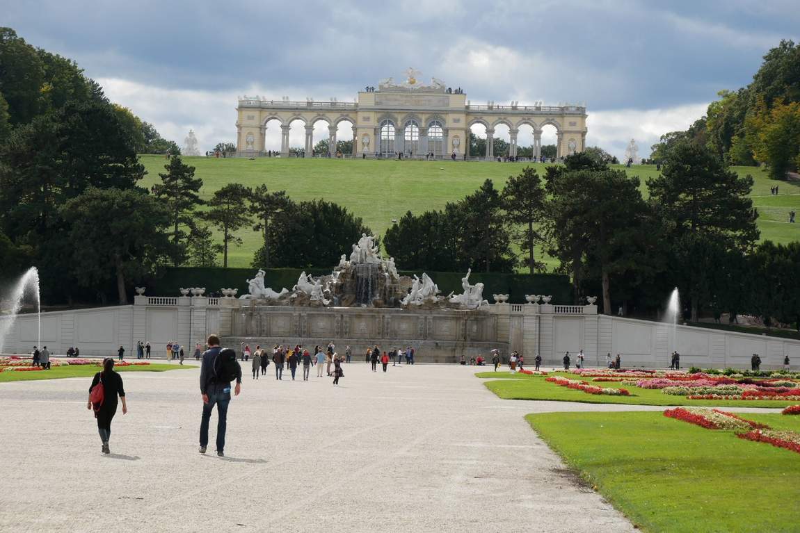 schönbrunn palace photo 6