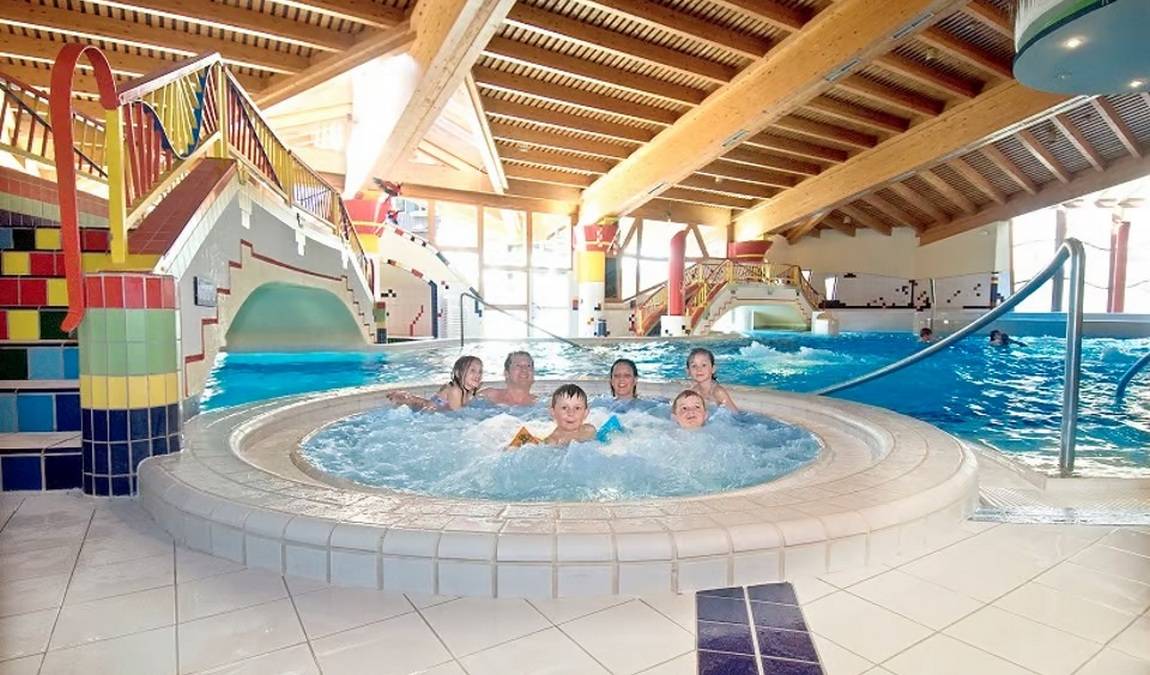 adventure indoorpool photo 4