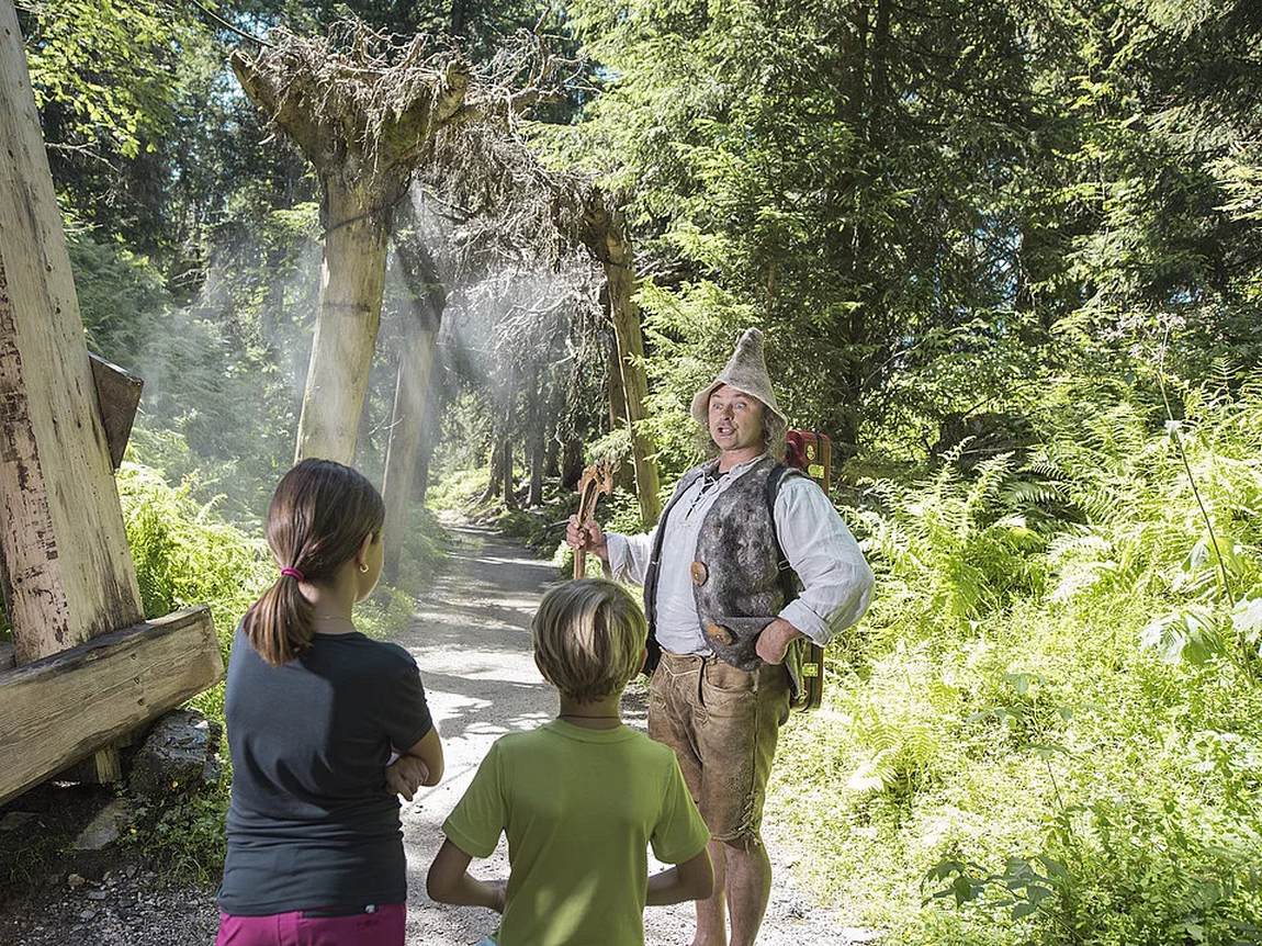 ellmi's magic world photo 4