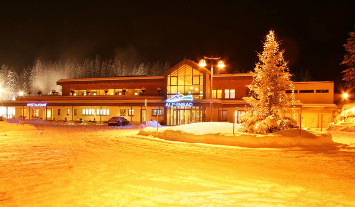 100 Freizeit Zell am See Leisure Centre photo 1