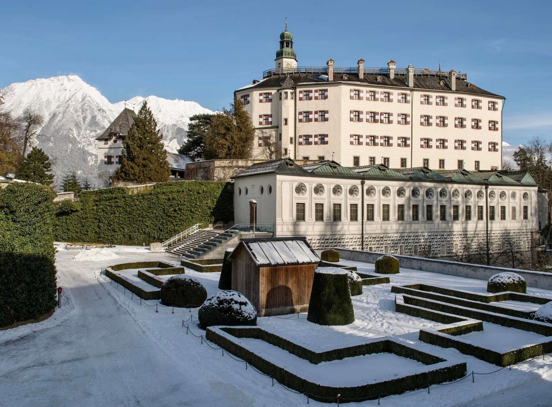 Tratzberg Castle photo 1