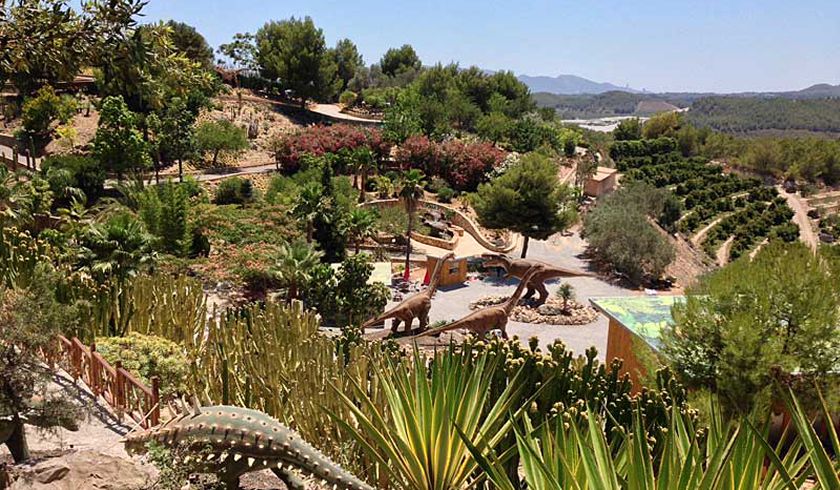 Cactus dAlgar and Dinopark photo 1