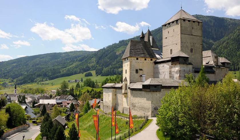 Mauterndorf Castle photo 1