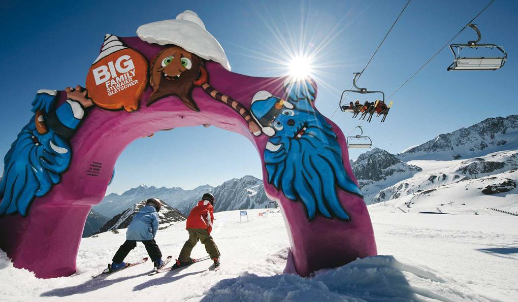 Neustift-Stubaier Gletscher Ski School