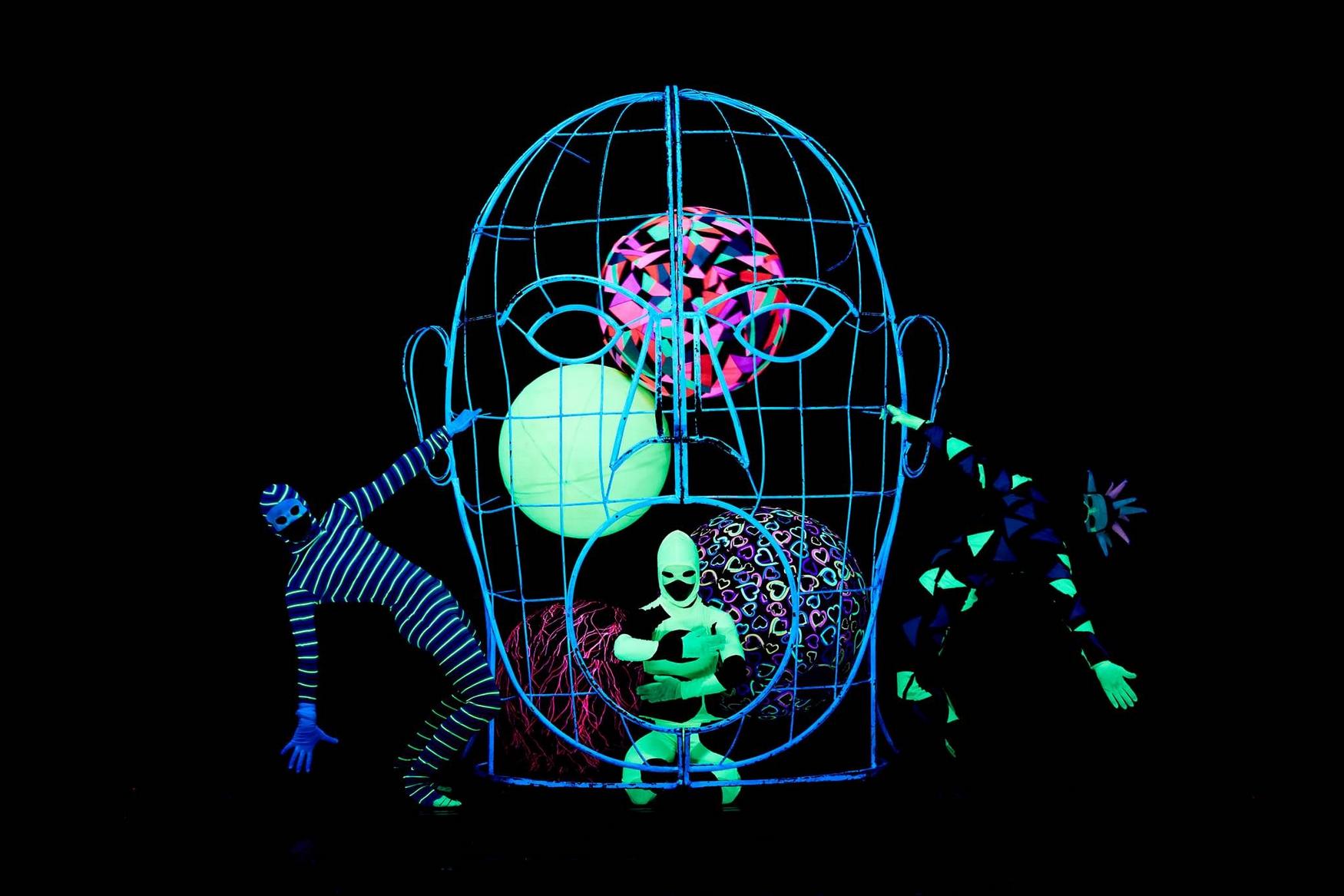 WOW Black Light Theater photo 1